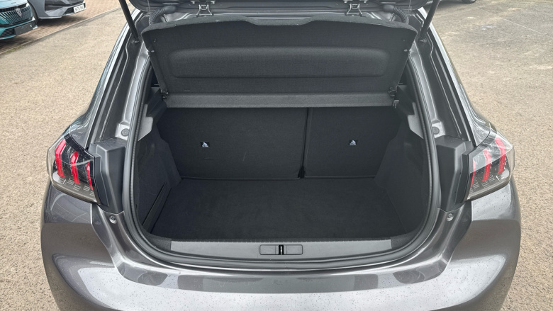 Peugeot 208 1.2 PureTech 100 Allure Premium + 5dr Petrol Hatchback